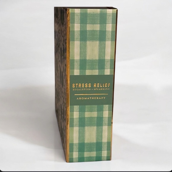 Bath and Body Works Stress Relief Eucalyptus + Spearmint Aromatherapy 3 pc. Set - Picture 7 of 10